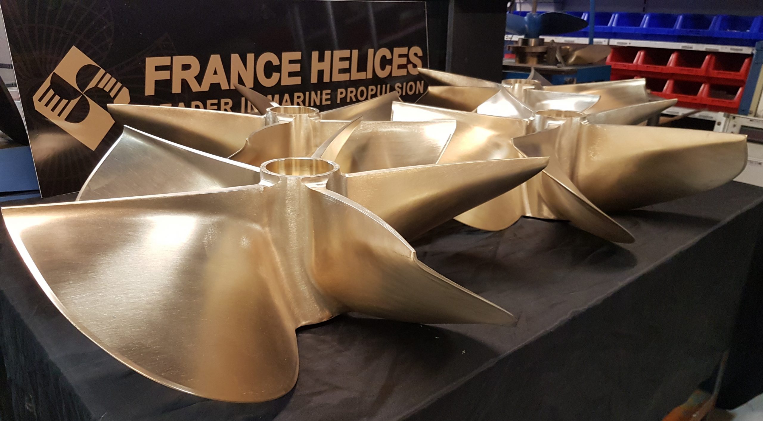 Hélices fixes, silencieuses, kaplan, de surface pour bateau moteur